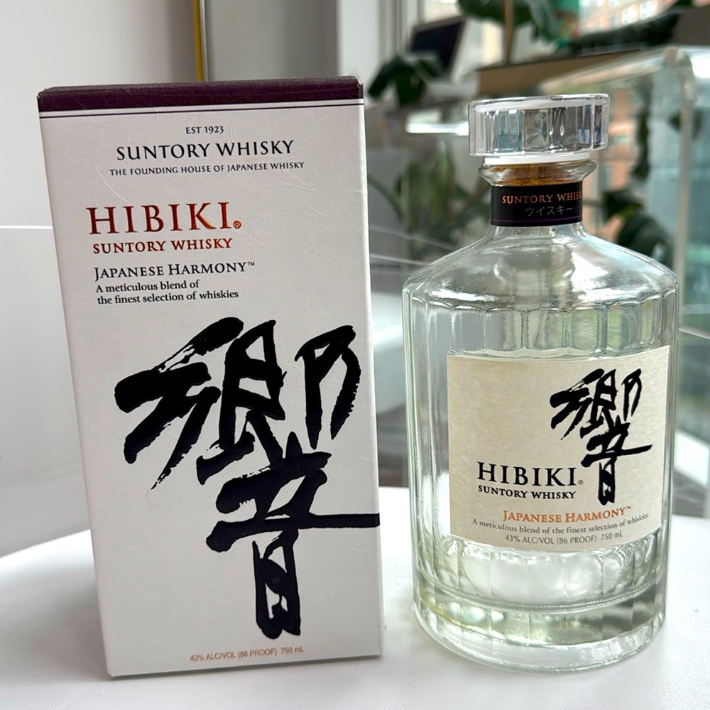 Empty HIBIKI HARMONY Whisky Japanese 750 ml